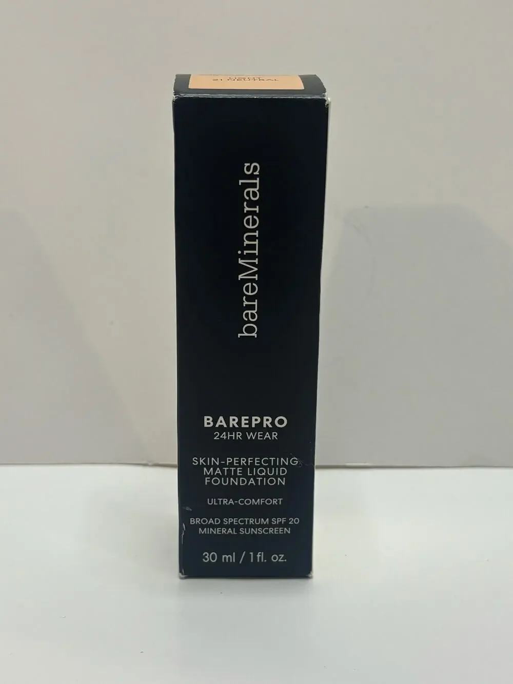 bareMinerals BAREPRO 24HR Matte Liquid Foundation SPF 20 Light 21 Neutral 1oz